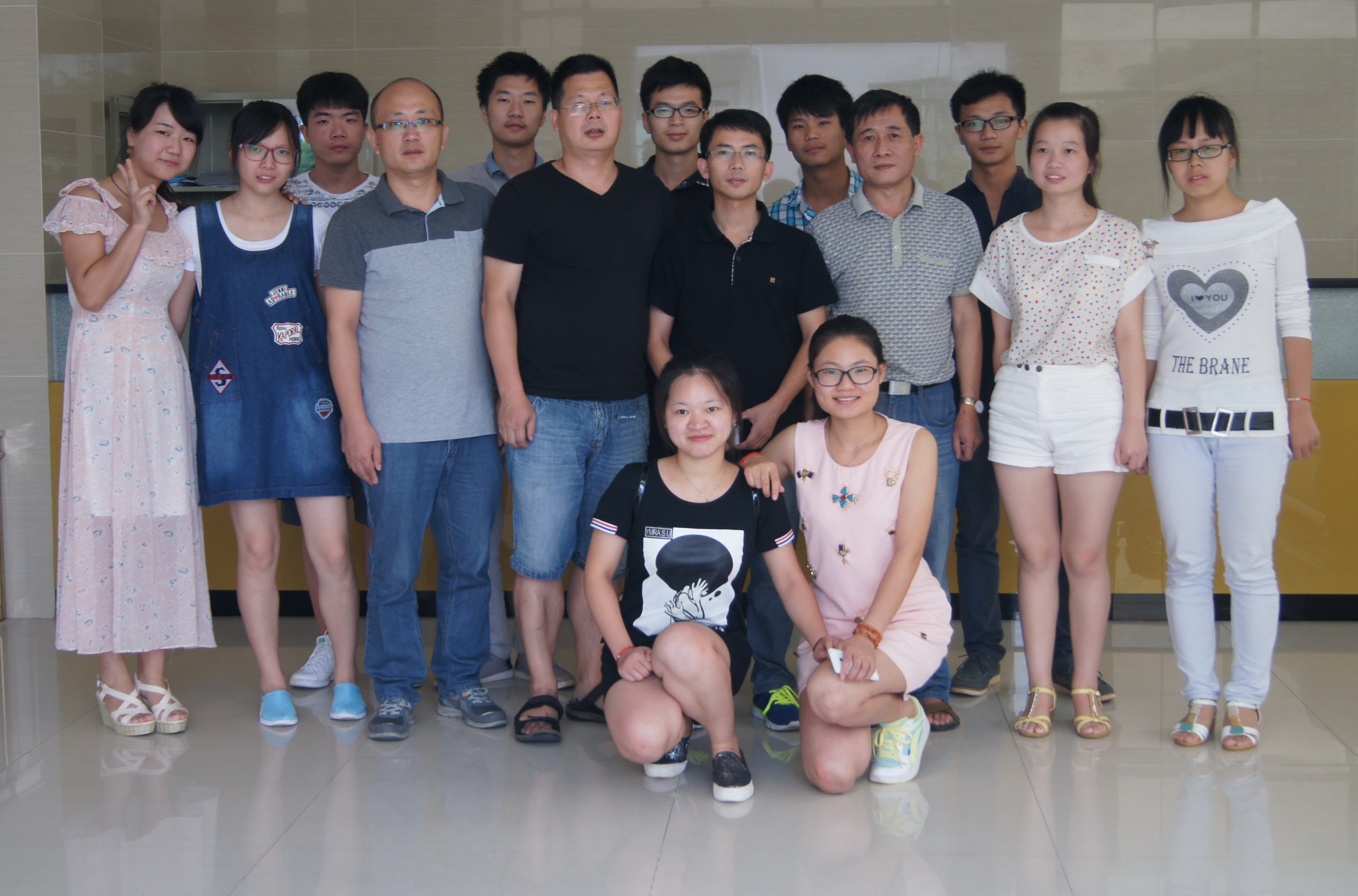 江西農(nóng)大學生到佳焙實習